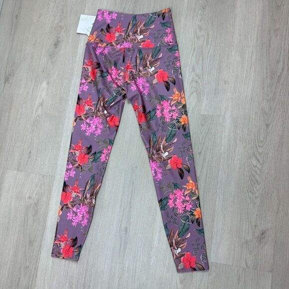 Beyond Yoga High Wasted Midi Legging Size XS Silverberry Bloom - Picture 2 of 3